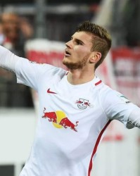  斯图加特老将宝刀未老，德甲经验助力关键胜利