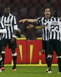  尤文图斯绝杀战胜桑普多利亚，基耶萨萨锁定胜局