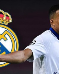  姆巴佩闪电突破造杀机，巴黎锋线三叉戟齐发威