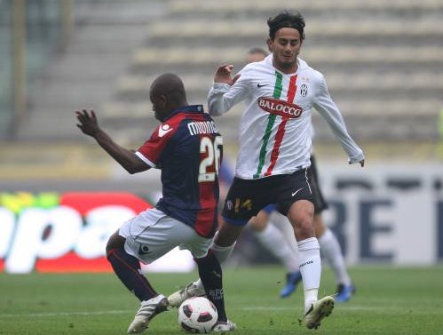  博洛尼亚客场逼平乌迪内斯终结连败颓势