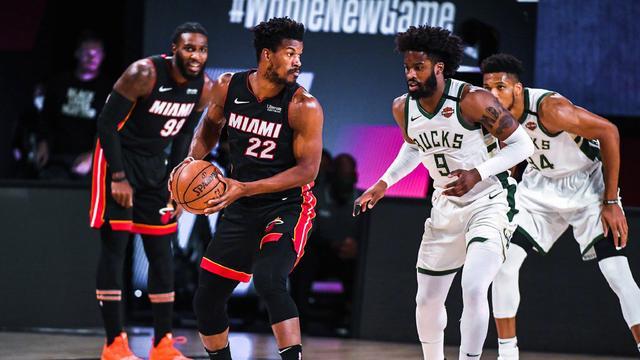  比勒菲尔德顽强防守到底，零封强敌抢得宝贵一分