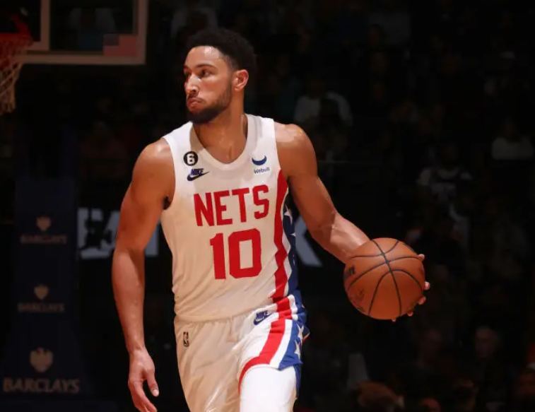  篮网西蒙斯防守立功帮助球队险胜公牛