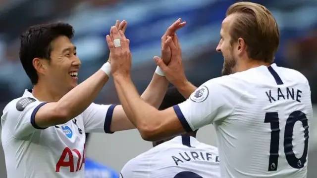  孙兴慜梅开二度助热刺逆转维拉保持争冠希望