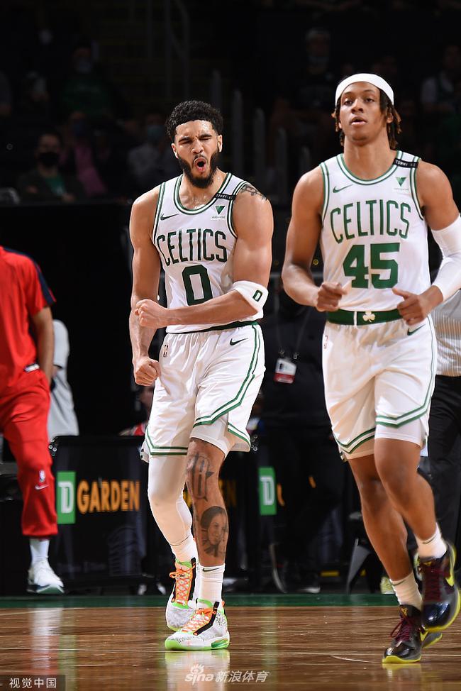  波尔多降级后首次满座，球迷高唱不离不弃  