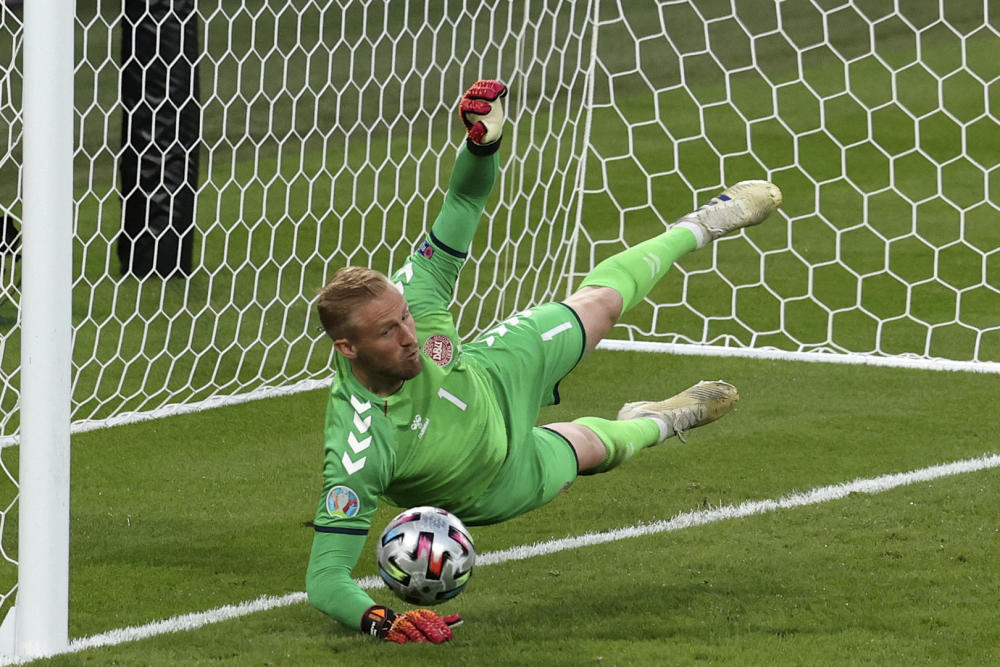  卡尔斯鲁厄后卫涉嫌违规，俱乐部启动调查程序  