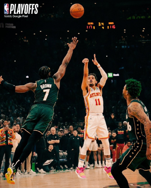  老鹰特雷杨超远绝杀，纽约客场响起MVP呼声