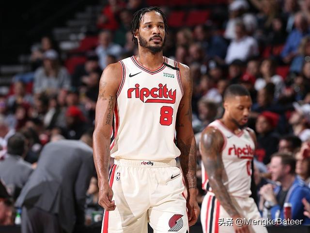 开拓者利拉德申请交易，波特兰进入新时代  
